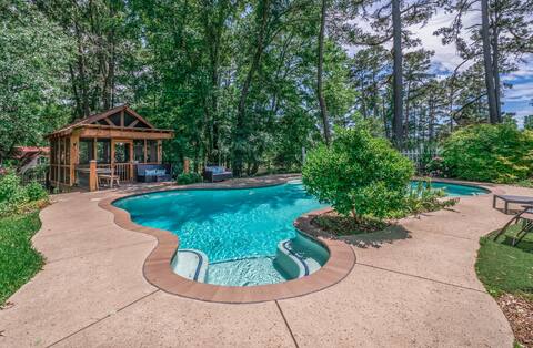 Heated Pool, HotTub, Firepit, PlayArea, Sleeps 16+