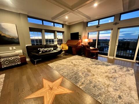 Peabody Penthouse Top of the World Sunset View
