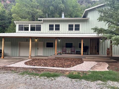 East Elk Creek Guest House - Mountain retreat near I-70