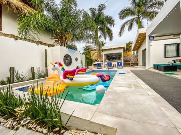 Las Terrenas, Villa 5 Beds/ 5 Baths Private Pool