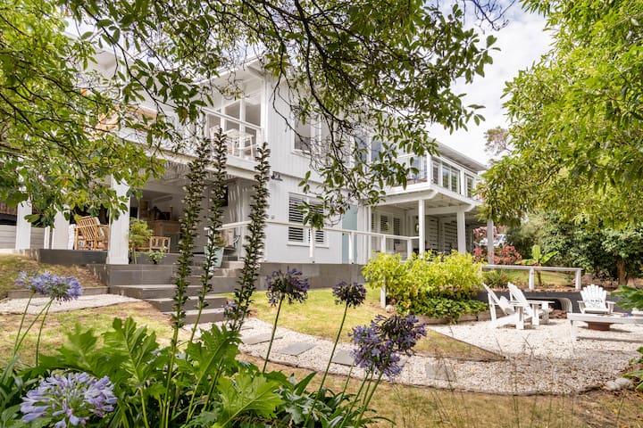 The Blue Canoe Beach House