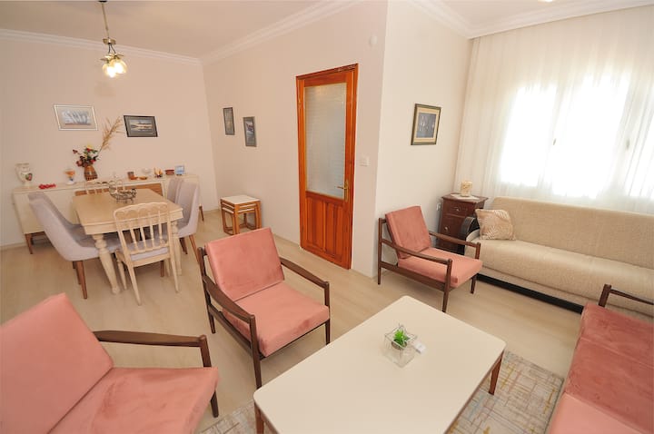 Corner House - Çeşme