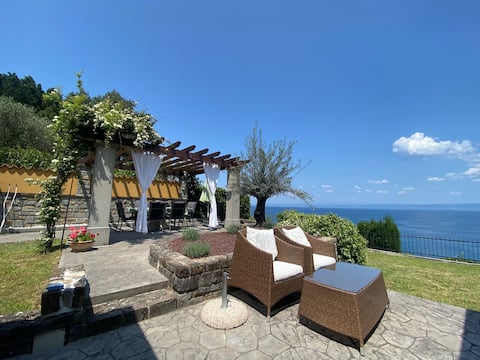 Popular Airbnb listing: Apollonia house with sea view & parking in Portorož