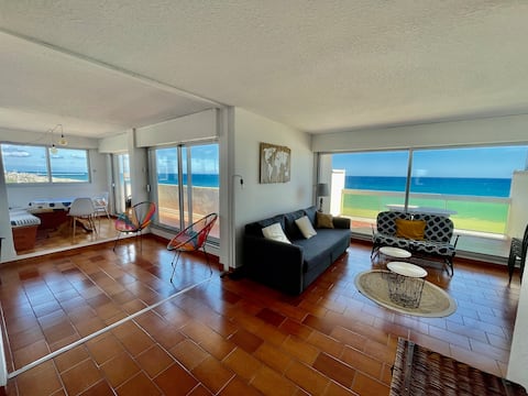 Annonce Airbnb populaire: Roof Top Sea Mountain City View à Canet En Roussillon