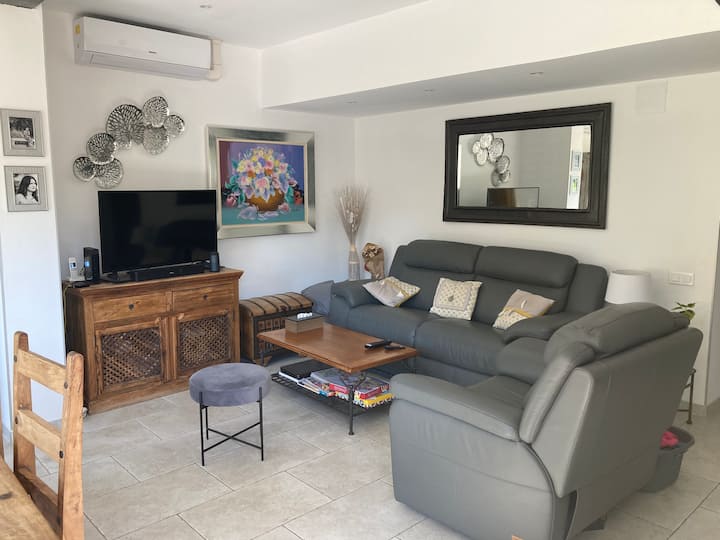 Maison Au Cœur De La Provence Avec Piscine - ibis budget Cavaillon