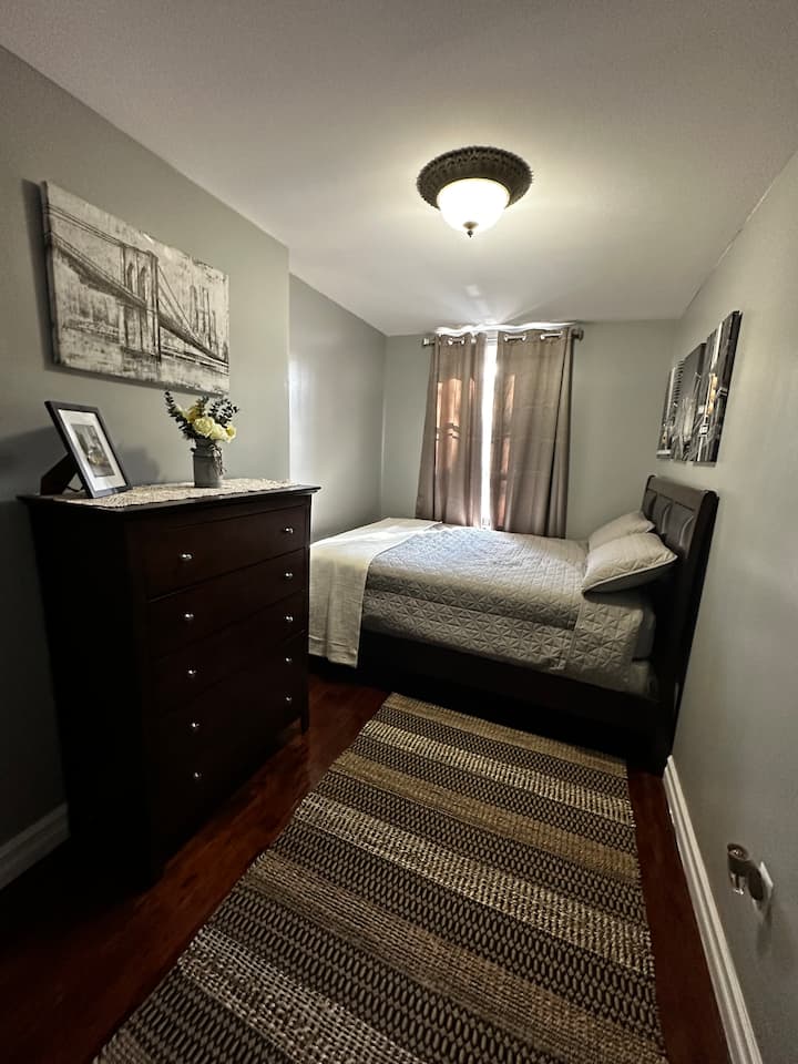 საძინებელი 1