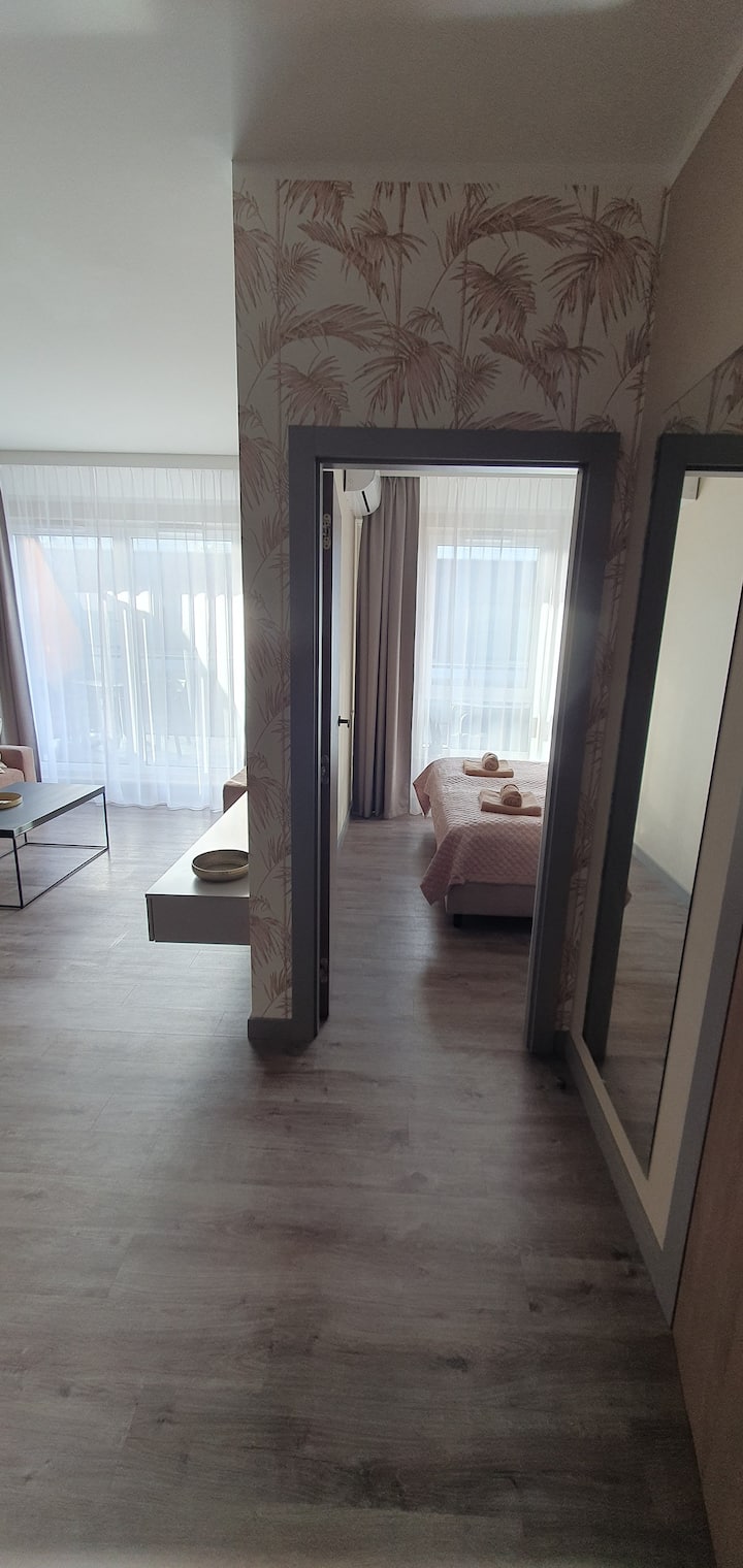 Ბინა = მისაღები ოთახი სამზარეულოთი, საძინებლით, სააბაზანოთი