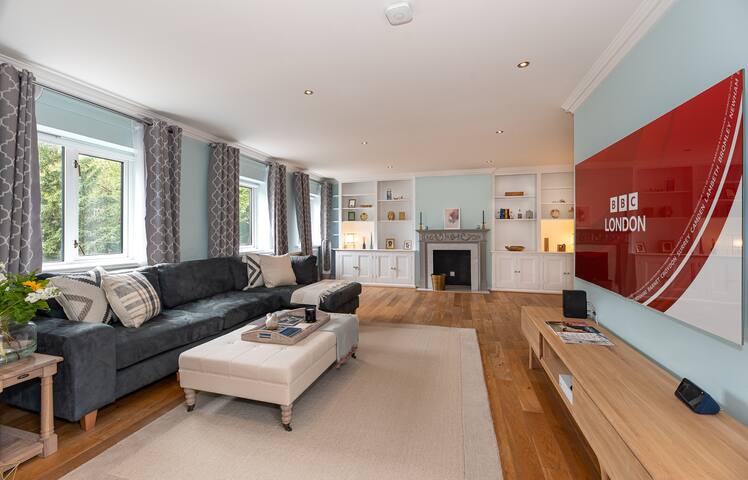 Wimbledon Gem w/Private Terrace gallery image 5