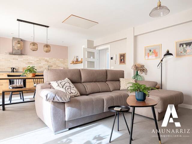 La Muralla by Basquelidays gallery image 3