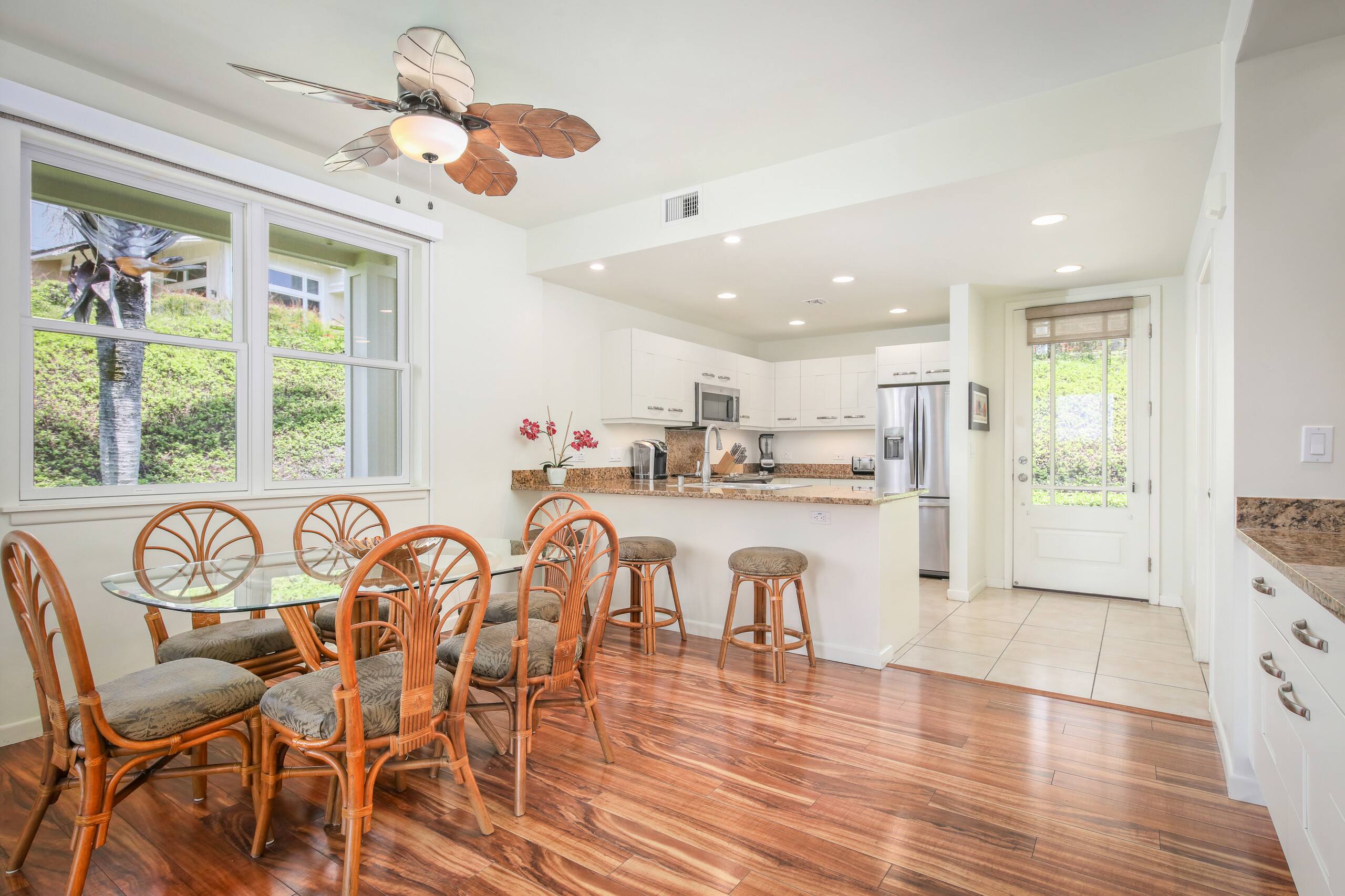 Townhouse in Kailua-Kona · ★5.0 · 3 bedrooms · 4 beds · 3 baths - Image 10