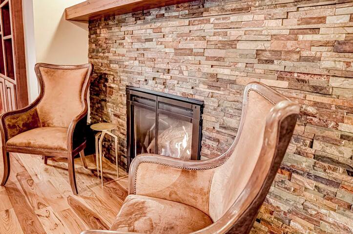 Downtown Stilwater, Riverview Condo gallery image 3