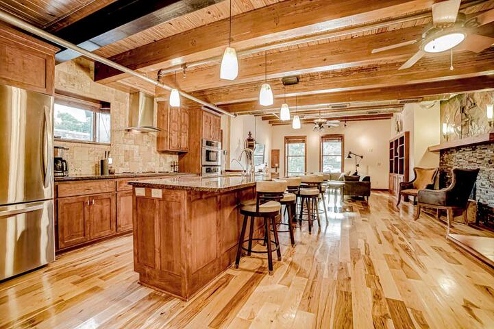 Downtown Stilwater, Riverview Condo gallery image 4