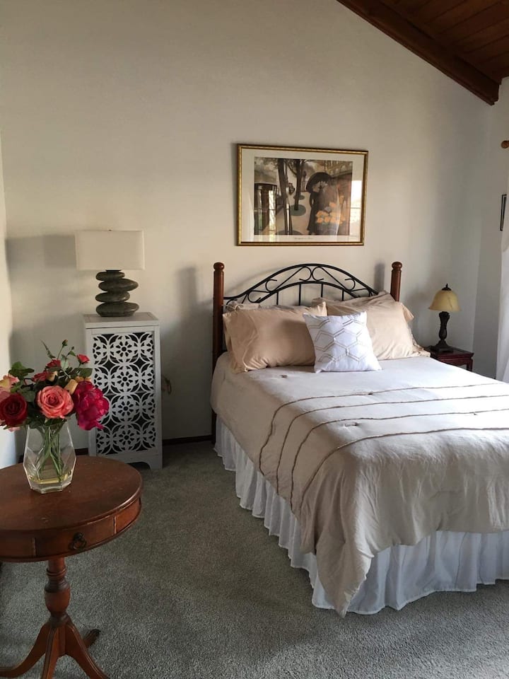 Seconda camera da letto
con letto matrimoniale