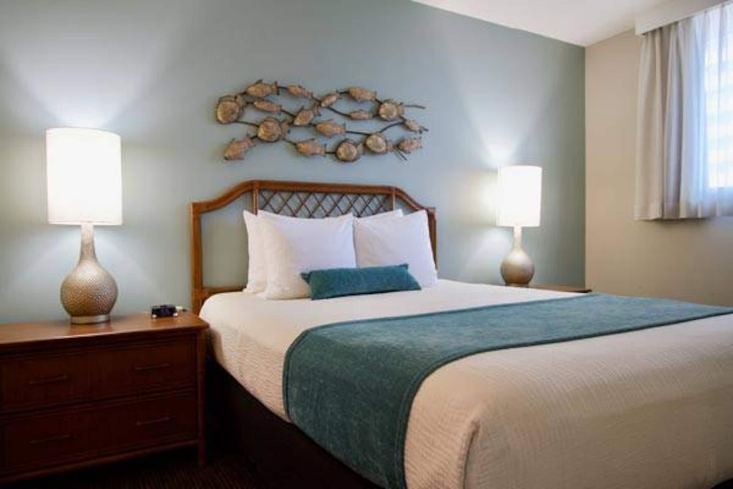 Condo in Honolulu · ★5.0 · 1 bedroom · 2 beds · 1 private bath - Image 22