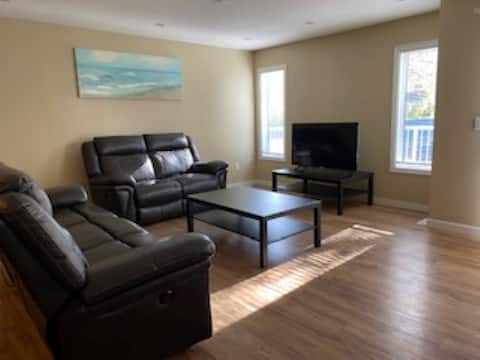Top performing Airbnb: Spacious 2 Bdm. Accessible. in Regina