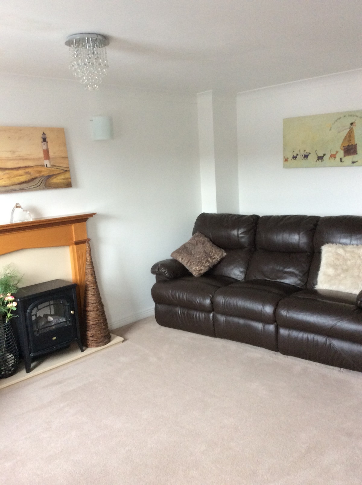 Top Airbnb: Fishing Boats view at Sovereign Harbour Eastbourne in Pevensey