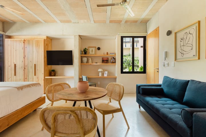 King Studio W/rooftop Pool By The Ferry - Cancún