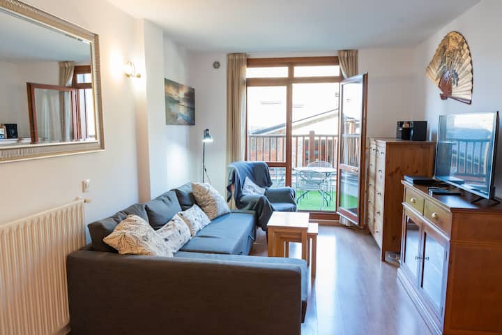3 Bed Apt - Large Terrace - 6 Min Walk To Gondola - Andorra