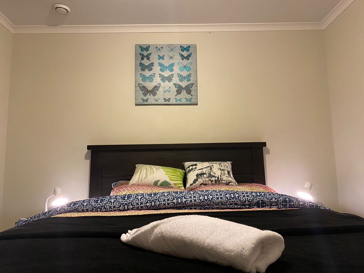 เตียงควีนไซส์