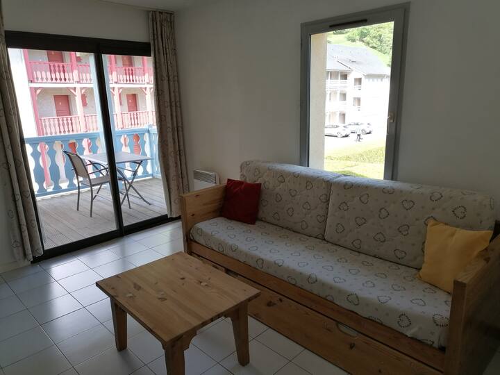 Joli Appart T2 + Cabine, Piscine éTé, Aire De Jeu - Arreau