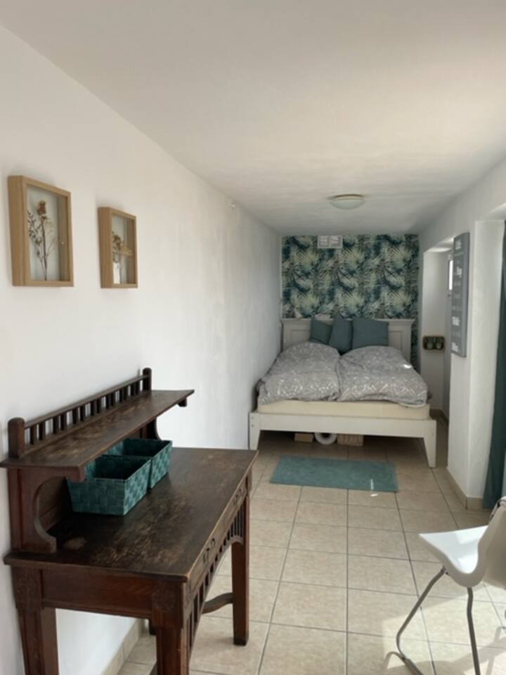 Kitanda cha watu wawili-140 *200