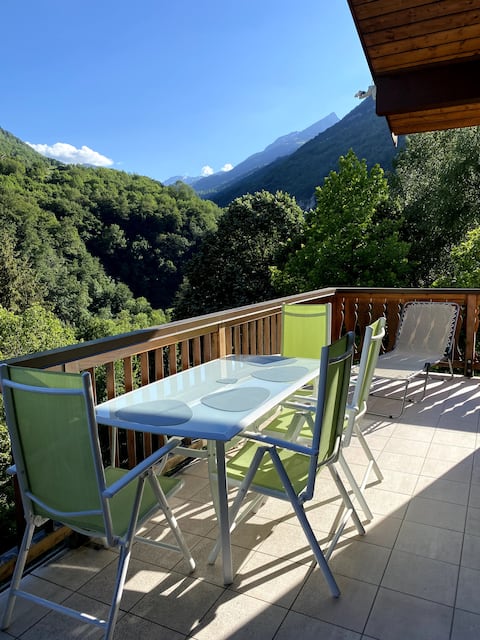 2 floors flat 120m² with stunning view on 3 valley