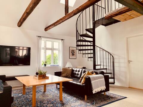 Completely renovated farm - close to beach and town
