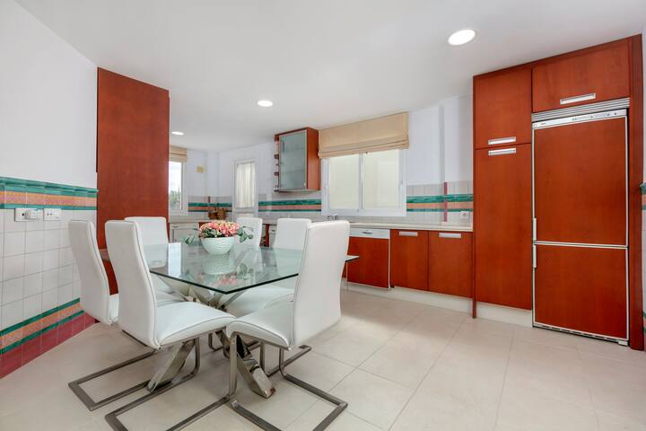 Marbella Property Management managed Airbnb listing 3