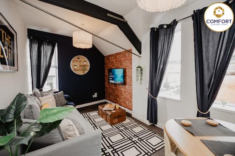 Top Airbnb: 1-Bed Apartment — Ideal for Work Relocations in Dales