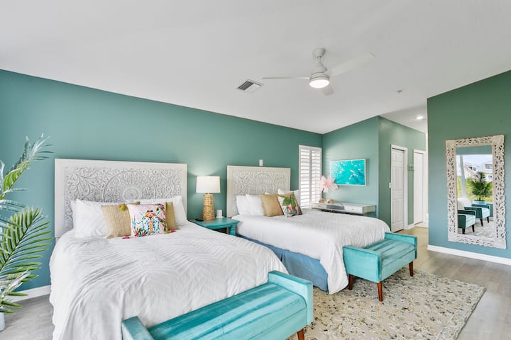 Style and function in this room!