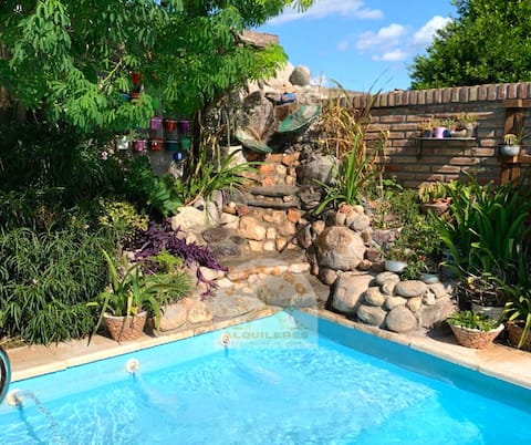 Lyfrago house with a swimming pool