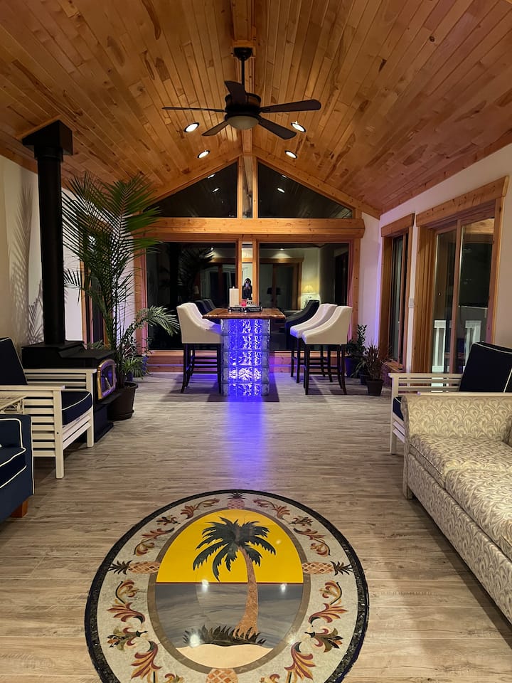 Private 3 Bedroom Lake House - Belgium, WI