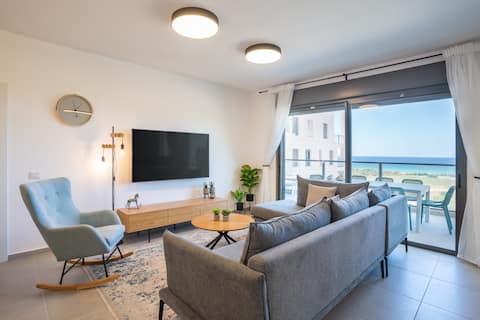 Large apartment within walking distance from the beach, in a perfect location