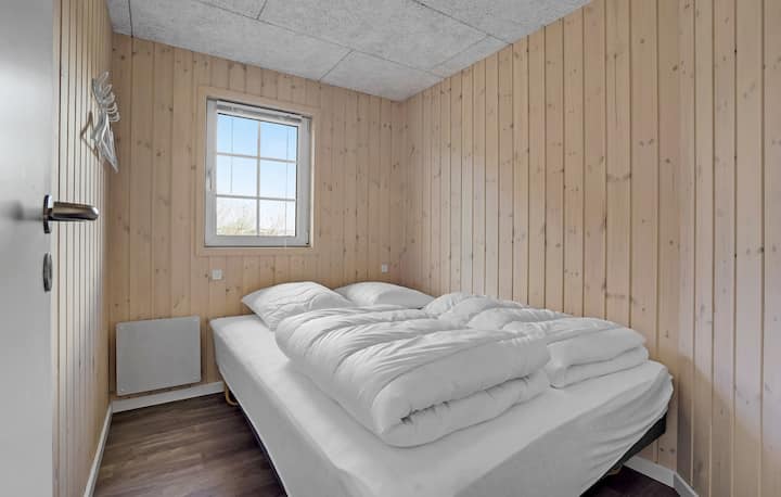 # THIS IS BEDROOM 2 WITH THE DOUBLE BED DESCRIBED IN THE RENTAL AGREEMENT.
# THIS APARTMENT 2 WITH DOUBLE BED DESCRIBED IN LEASE AGREEMENTS.
# THIS IS BEDROOM 2 WITH DOUBLE BEDS DESCRIBED IN THE RENTAL AGREEMENT.