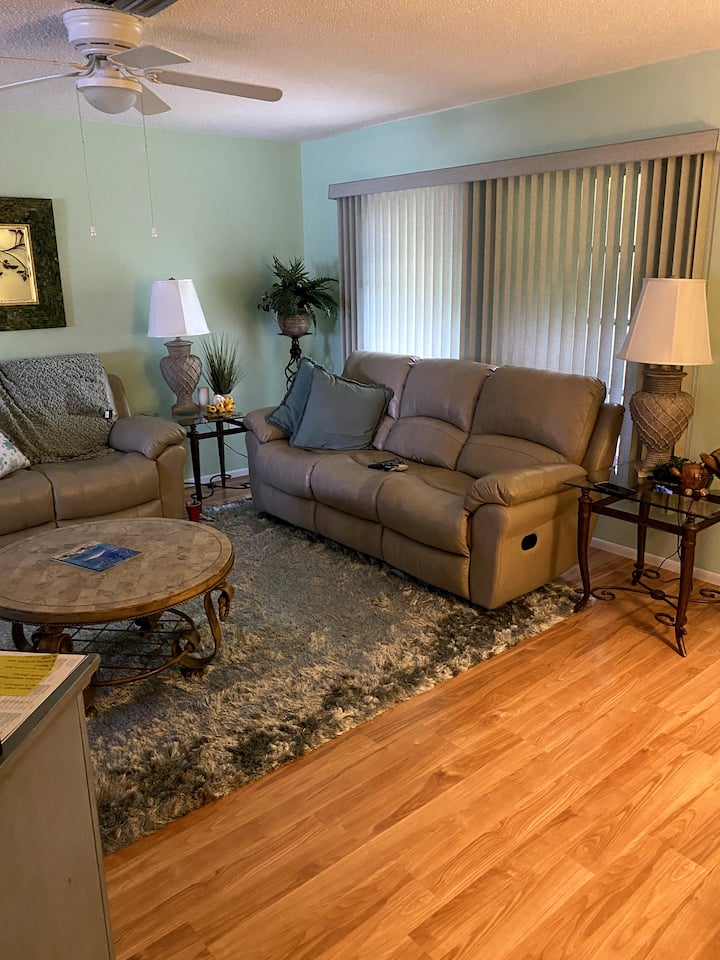 South Venice Three Bedroom Family Retreat - Venice, FL