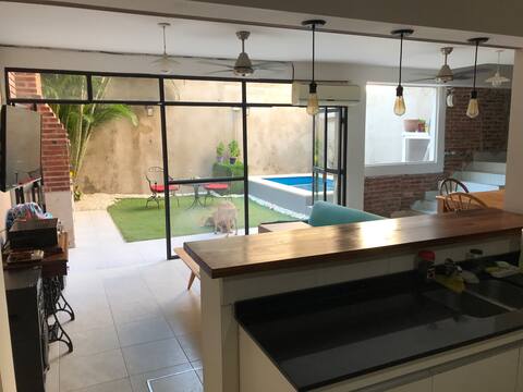 Comfortable Family House 3 hab, grill and pool