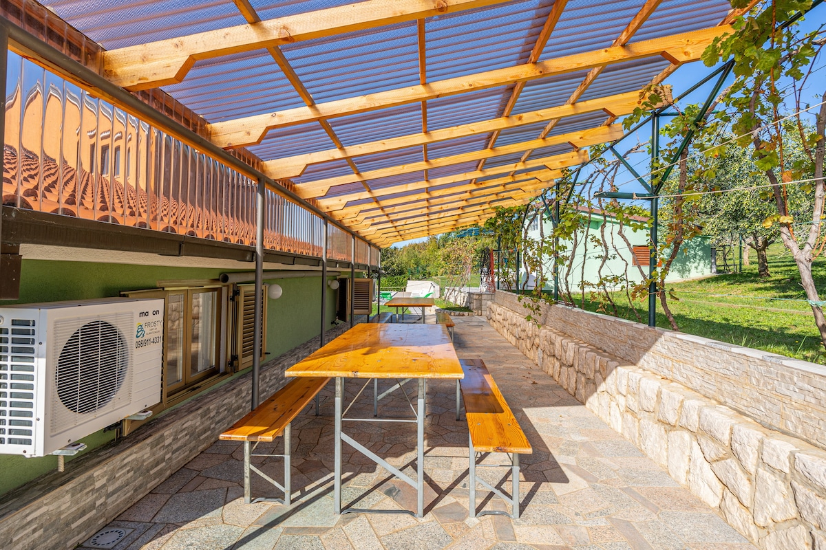 Studio apartman Mistral 6