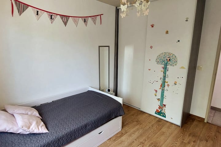 غرفة النوم 2