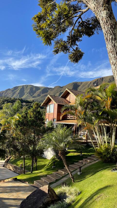 Entire Cottage -Breathtaking Mountain View.