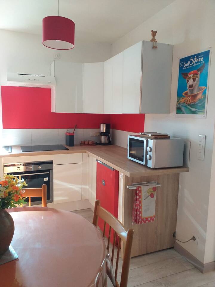 Very nice T2 near Lake Bourget Condominiums for Rent in SerrièresenChautagne, AuvergneRhône