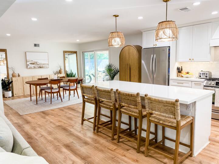 Cozy 4 Bedroom Home 1 Mile From Hendrys Beach! - Santa Barbara, CA