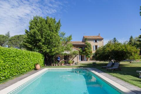 Provence - Charming Farmhouse with Pool