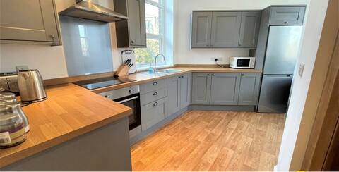CLITHEROE TOWN CENTRE MODERN 2 BED APARTMENT