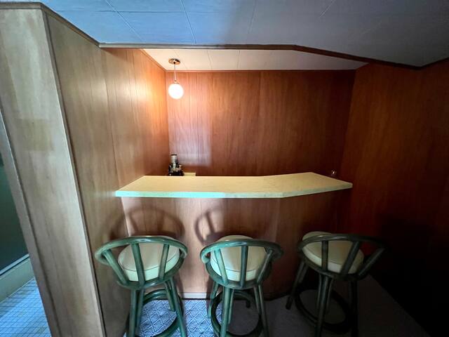 Lake Minnewashta Family Cabin gallery image 5