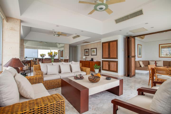 Amazing Bay Views, Beach And Pool, Safe And Ready - Acapulco