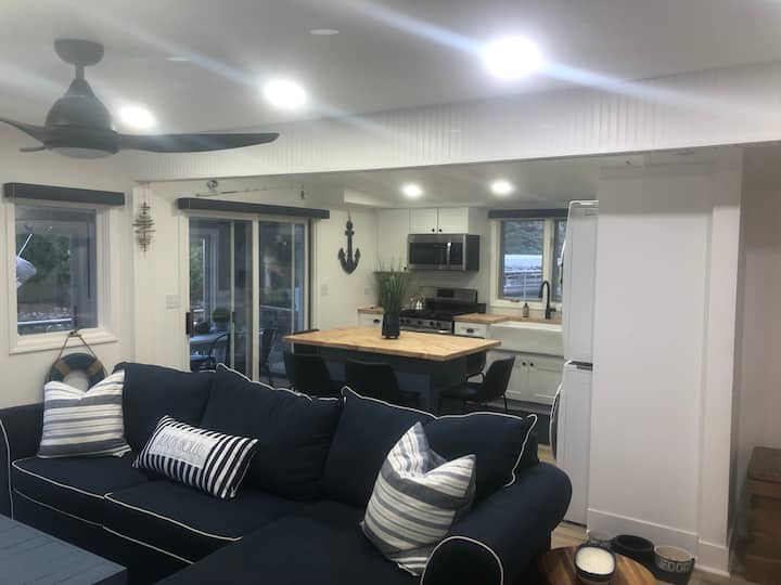 Lake Delavan 36 Vacation Rentals & Homes Delavan, WI Airbnb