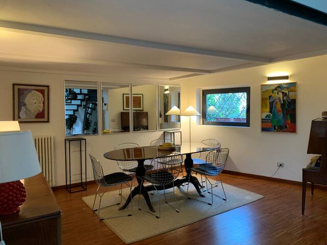 Lovely three-bed apartment with private patio gallery image 4