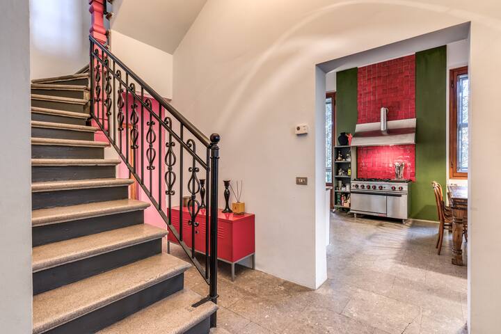 Casa liberty con giardino gallery image 2