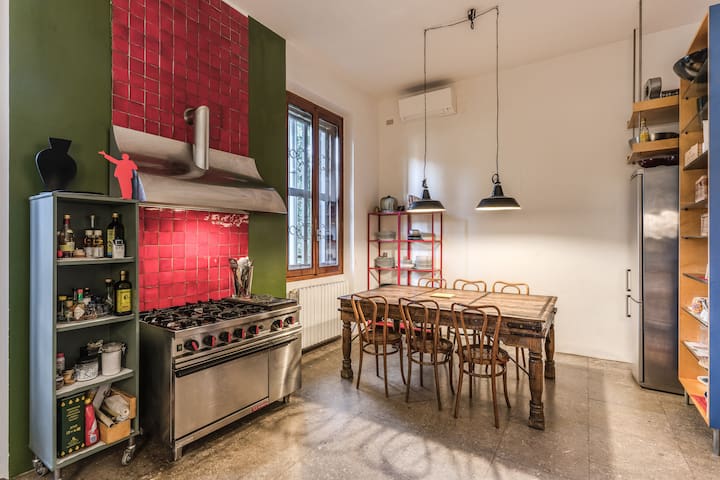 Casa liberty con giardino