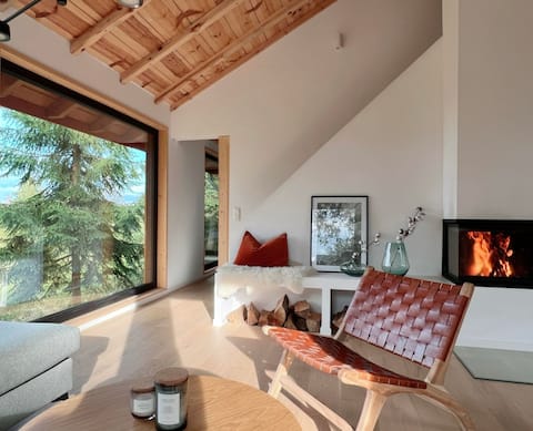 Top Airbnb: Forestia - Modern cabin with hot tub and sauna in Cluj
